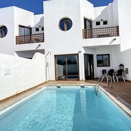 Villa Rosa Gadis กอสตา เตกีสเซ ภายนอก รูปภาพ