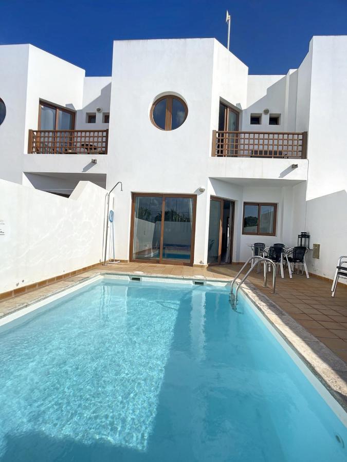 Villa Rosa Gadis กอสตา เตกีสเซ ภายนอก รูปภาพ